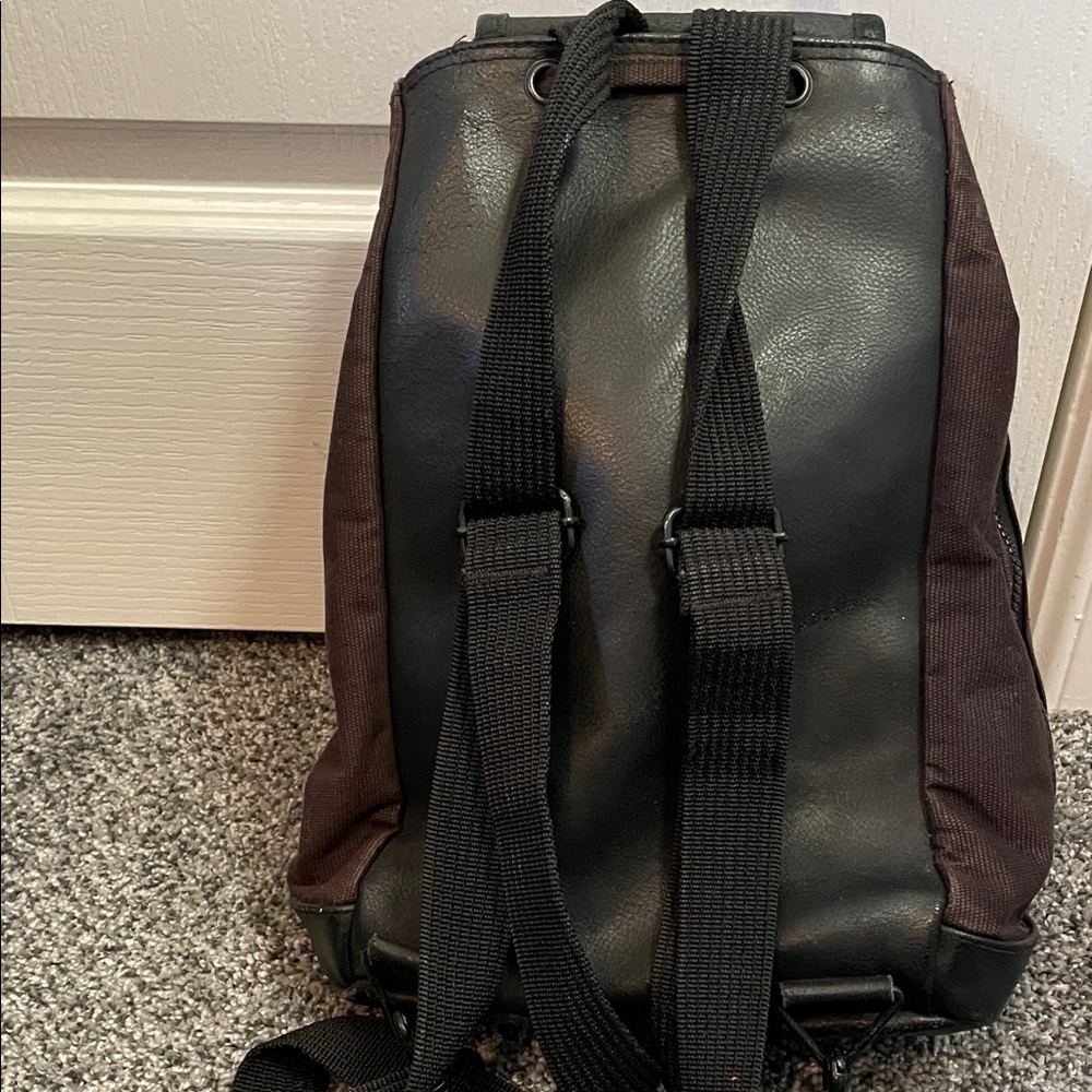 Vintage Harley-Davidson Black Backpack - Picture 4 of 5